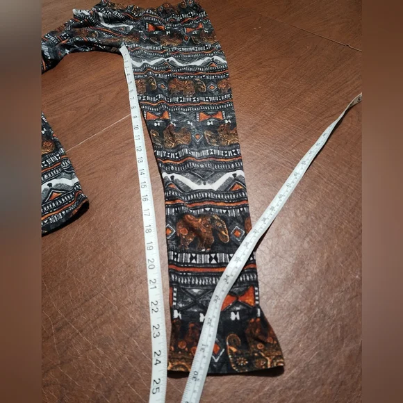 Hot Kiss Multicolor Patterned Fabric - Picture 3 of 8